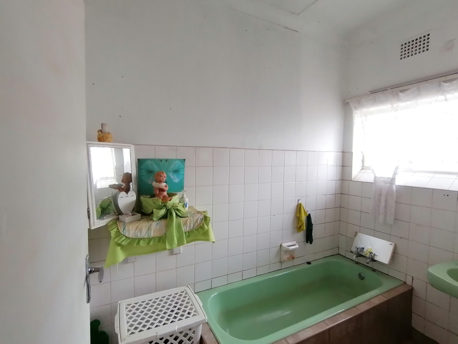 4 Bedroom Property for Sale in Stilfontein Ext 4 North West